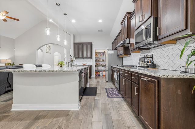 3013 Chalice Well DR, Pflugerville, TX 78660