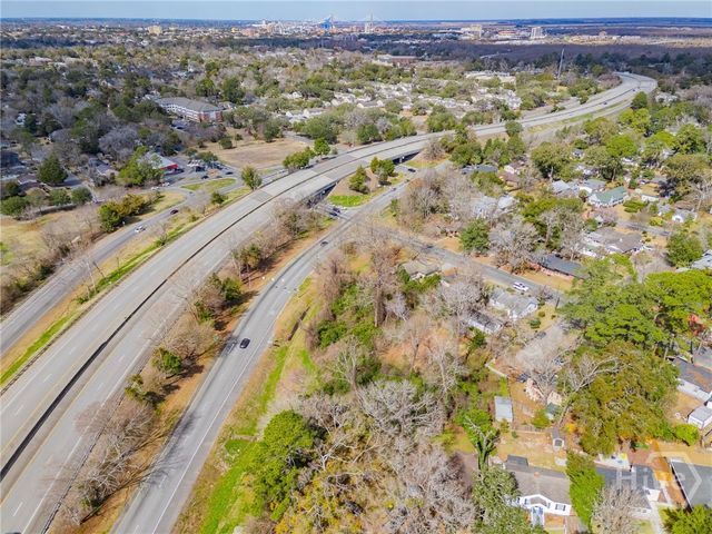 1827 McCormick Street, Savannah, GA 31404