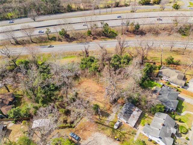 1827 McCormick Street, Savannah, GA 31404
