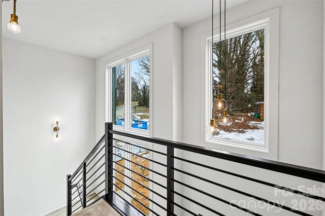 2408 Crestview Drive, Charlotte, NC 28216