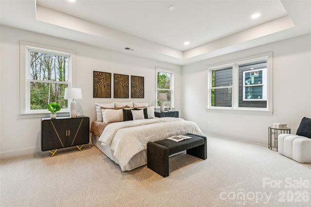 2408 Crestview Drive, Charlotte, NC 28216