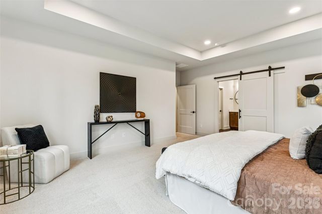 2408 Crestview Drive, Charlotte, NC 28216