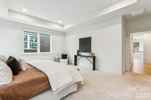 2408 Crestview Drive, Charlotte, NC 28216