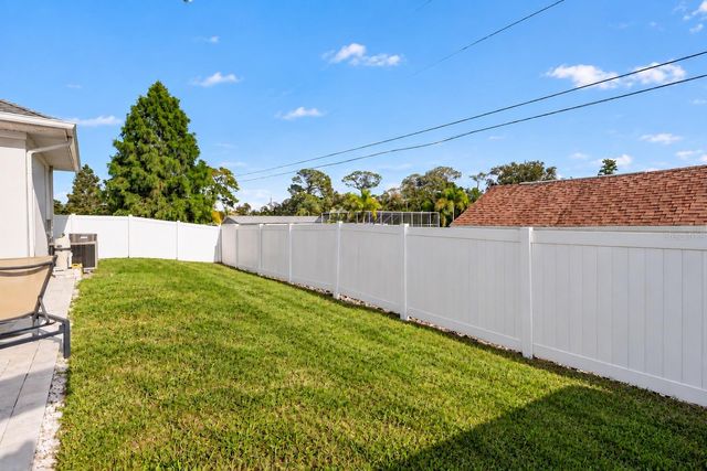 2985 BREEZY MEADOWS DRIVE, Clearwater, FL 33760