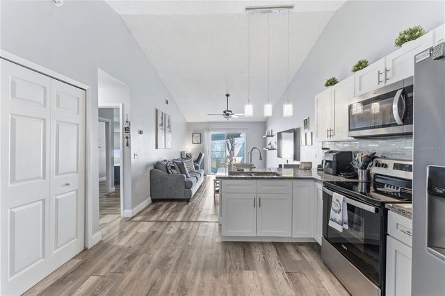 114 WINTER RIDGE CIRCLE, Orlando, FL 32835