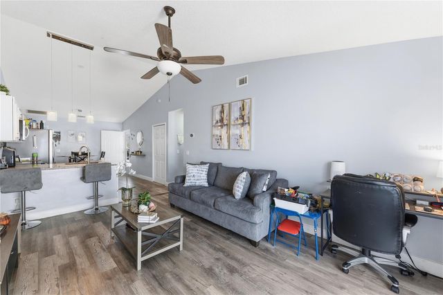 114 WINTER RIDGE CIRCLE, Orlando, FL 32835