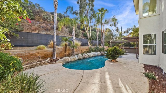 1728 Tamarron, Corona, CA 92883