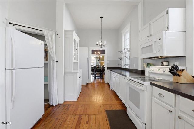 129 E Railroad Street, La Grange, NC 28551