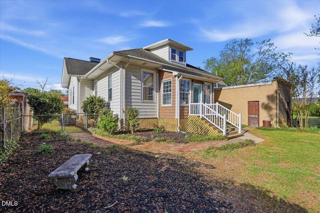 129 E Railroad Street, La Grange, NC 28551