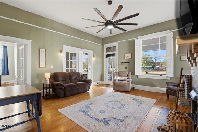 129 E Railroad Street, La Grange, NC 28551