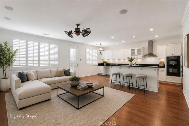 2426 Mary Clare, Corona, CA 92882