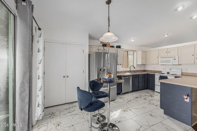 5315 S 28TH Drive, Phoenix, AZ 85041