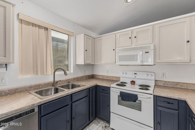 5315 S 28TH Drive, Phoenix, AZ 85041