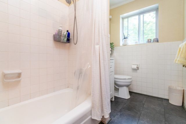 25 Bayberry Dr 4, Sharon, MA 02067
