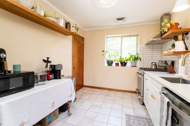 25 Bayberry Dr 4, Sharon, MA 02067