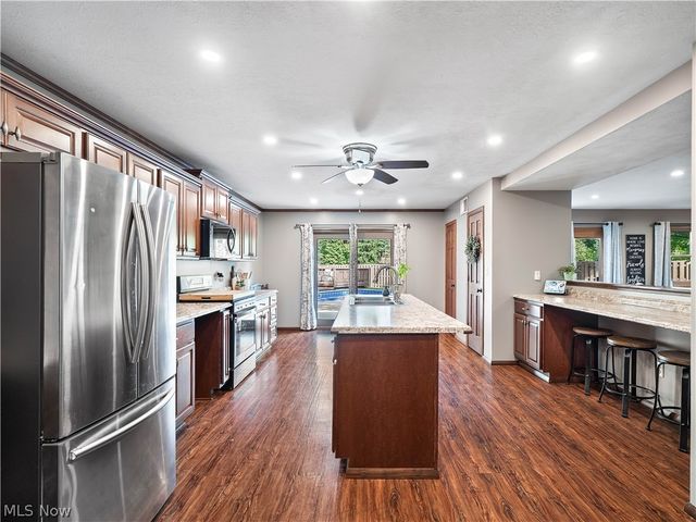 601 Perham Drive, Berea, OH 44017