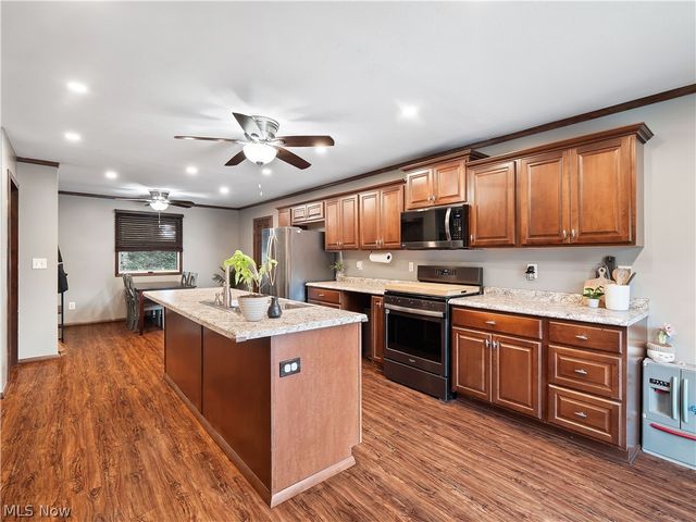 601 Perham Drive, Berea, OH 44017