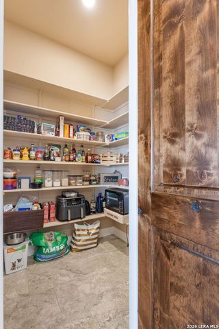 166 Paramount, Kerrville, TX 78028