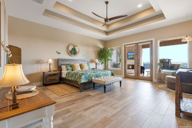 166 Paramount, Kerrville, TX 78028