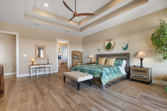 166 Paramount, Kerrville, TX 78028