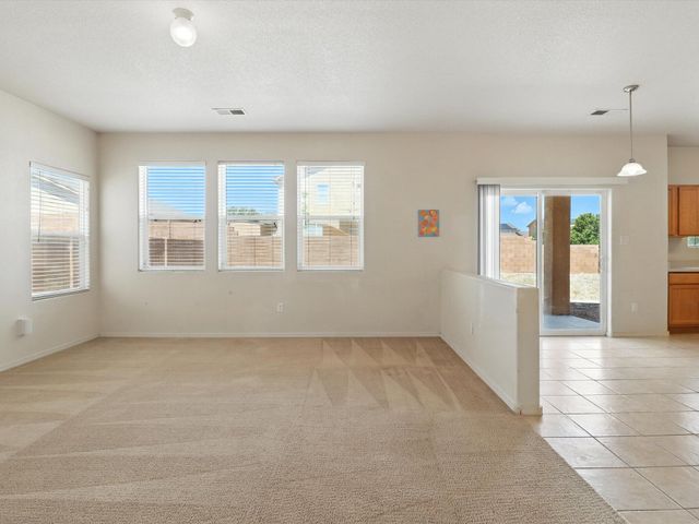 9801 SUN CHASER Trail SW, Albuquerque, NM 87121