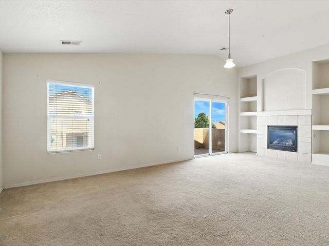 9801 SUN CHASER Trail SW, Albuquerque, NM 87121