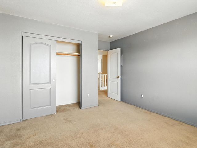 9801 SUN CHASER Trail SW, Albuquerque, NM 87121