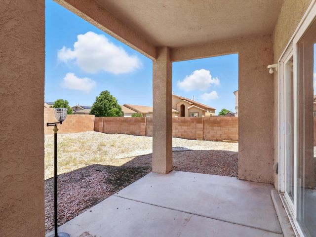 9801 SUN CHASER Trail SW, Albuquerque, NM 87121