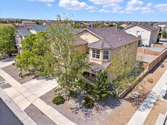 9801 SUN CHASER Trail SW, Albuquerque, NM 87121