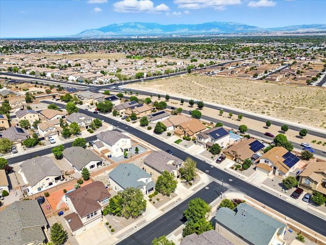 9801 SUN CHASER Trail SW, Albuquerque, NM 87121