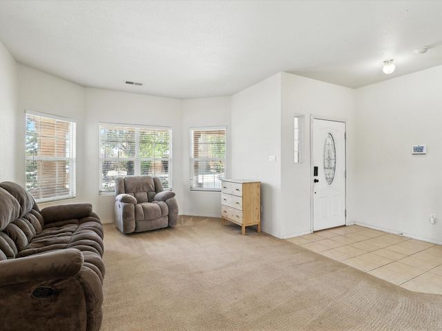 9801 SUN CHASER Trail SW, Albuquerque, NM 87121