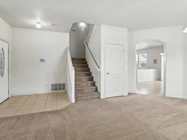 9801 SUN CHASER Trail SW, Albuquerque, NM 87121