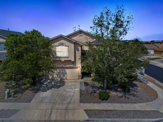 9801 SUN CHASER Trail SW, Albuquerque, NM 87121