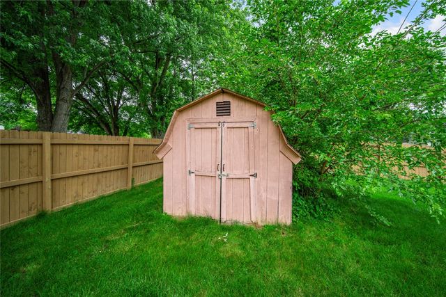 1601 George Washington Drive, Beavercreek, OH 45432