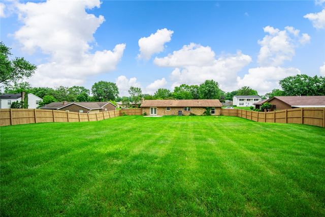 1601 George Washington Drive, Beavercreek, OH 45432