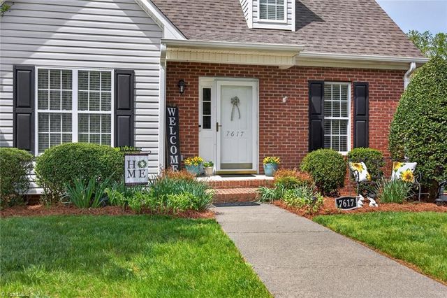 7617 Riverview Knoll Court, Clemmons, NC 27012