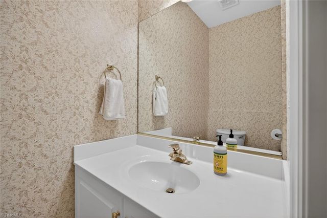 7617 Riverview Knoll Court, Clemmons, NC 27012