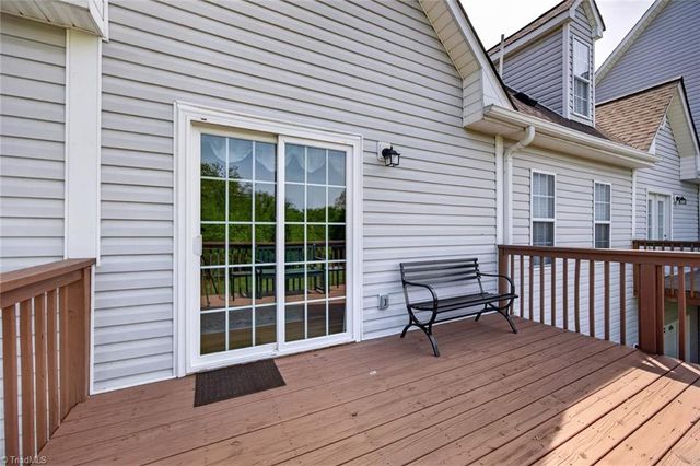 7617 Riverview Knoll Court, Clemmons, NC 27012