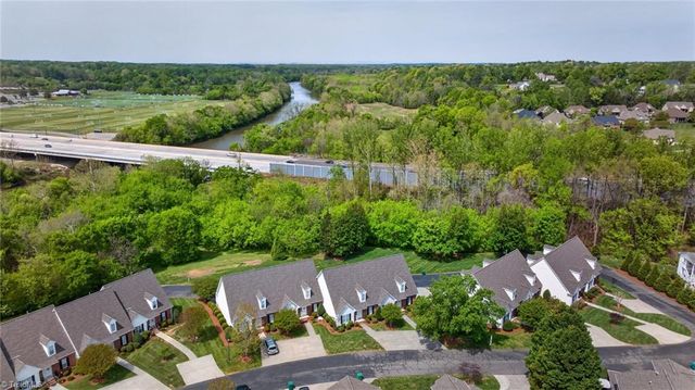 7617 Riverview Knoll Court, Clemmons, NC 27012