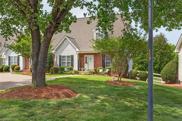 7617 Riverview Knoll Court, Clemmons, NC 27012
