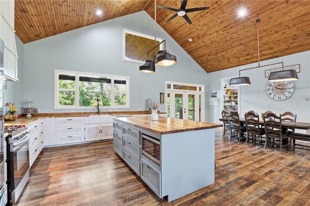 145 Night Sky Drive, Pickens, SC 29671