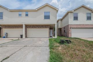 11906 Chetman Drive A, Houston, TX 77065