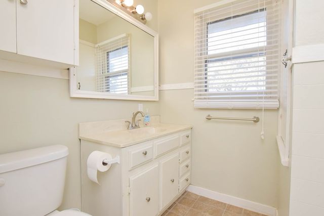 2409 W Ave L, San Angelo, TX 76901