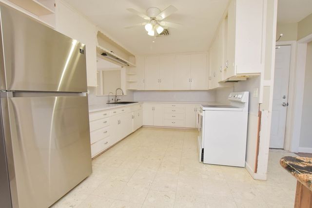 2409 W Ave L, San Angelo, TX 76901