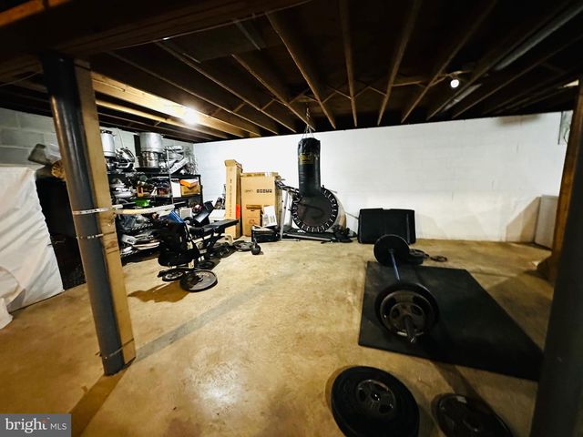 1001 NEW BROOKLYN RD, Williamstown, NJ 08094