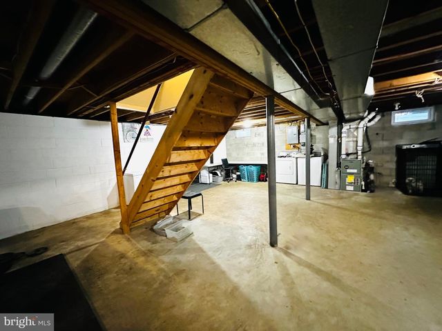 1001 NEW BROOKLYN RD, Williamstown, NJ 08094