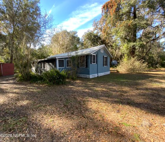 210 PINE Avenue, Pomona Park, FL 32181