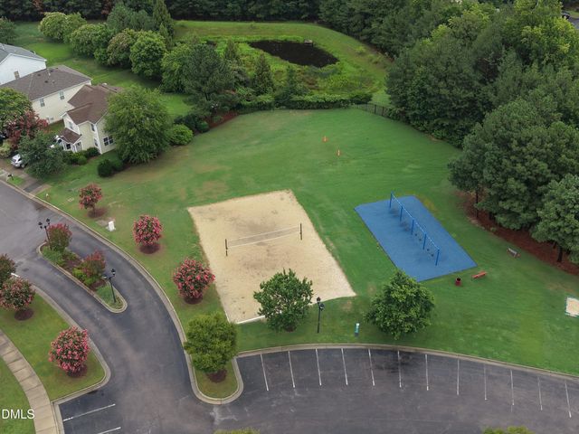 651 Berry Chase Way, Cary, NC 27519