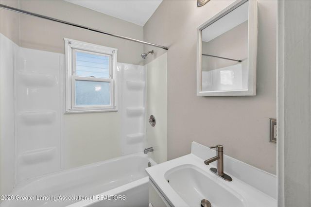 1500 Park Avenue, Lansing, MI 48910