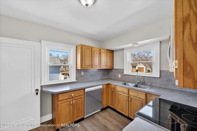 1500 Park Avenue, Lansing, MI 48910